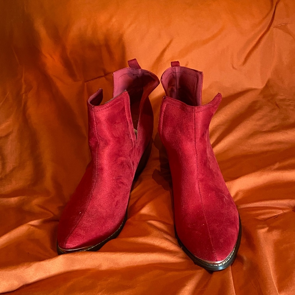 Elegant Red Women's Ankle Boots